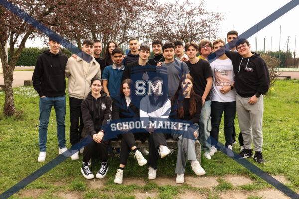 Foto di classe (QUINTE) - immagine 8